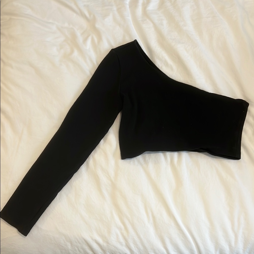 Black One-Shoulder Top